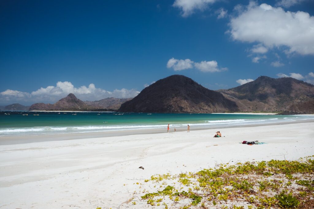 Selong Belanak: Local's Travel Guide 2 Selong Balanak Beach, Lombok